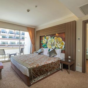 Suite met een Queen Size Bed